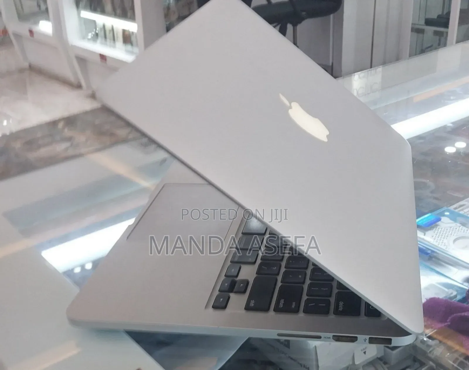 New Laptop Apple MacBook Pro 2015 16GB Intel Core I5 SSD 512GB