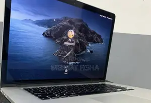 New Laptop Apple MacBook Pro 8GB Intel Core I7 SSD 256GB