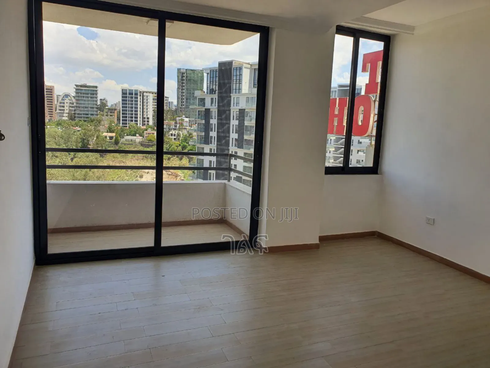 3bdrm Apartment in "አስቼኳይ ሽያጭ በአያት ጂኤች, Bole for sale
