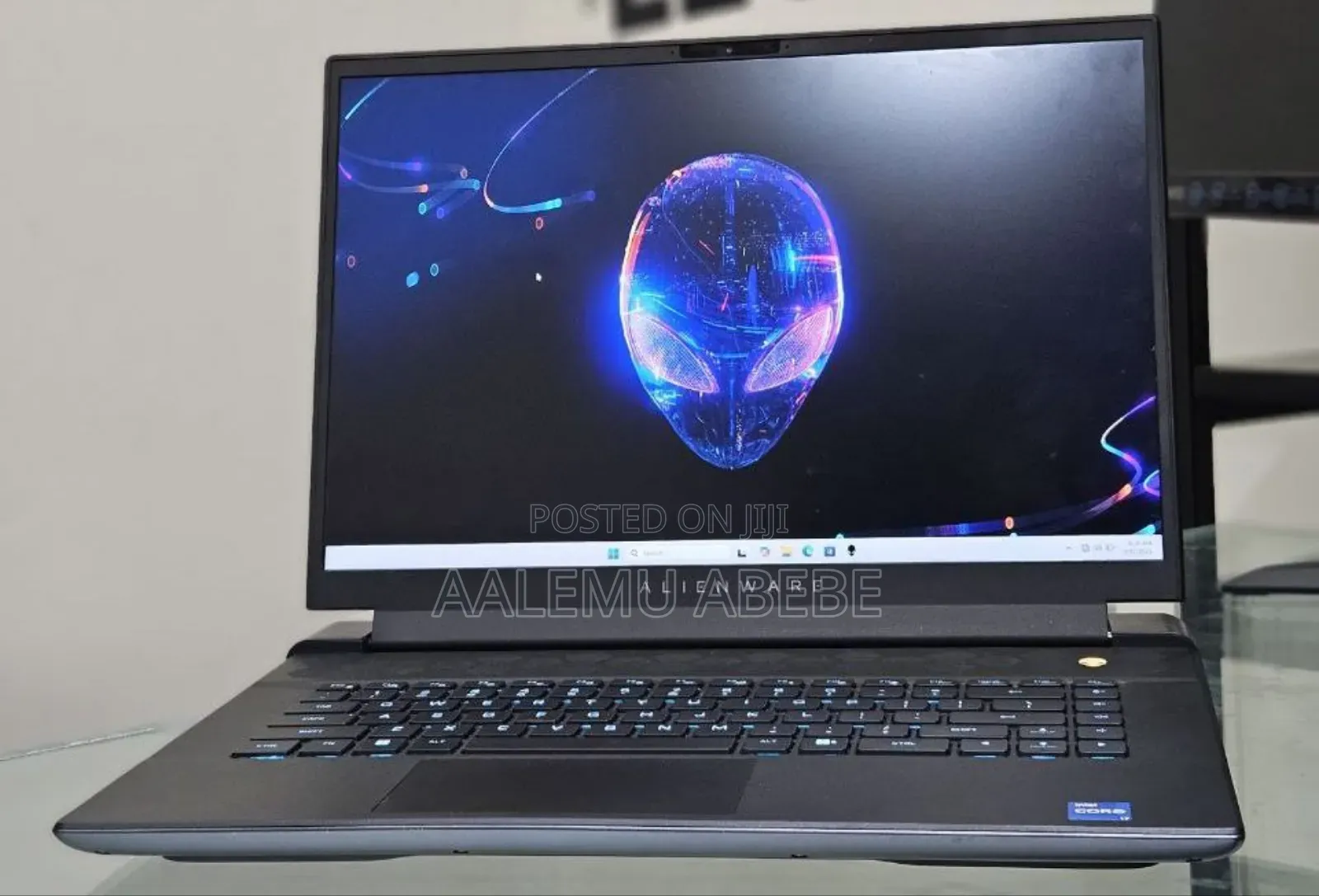 New Laptop Alienware M17x R2 24GB Intel Core I7 SSD 1T