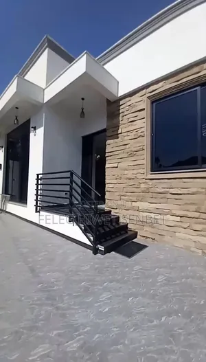 Furnished 5bdrm Villa in አአ, Bole for sale