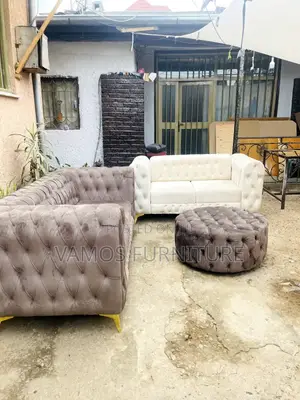 ያለቀ ሶፋ Sofa