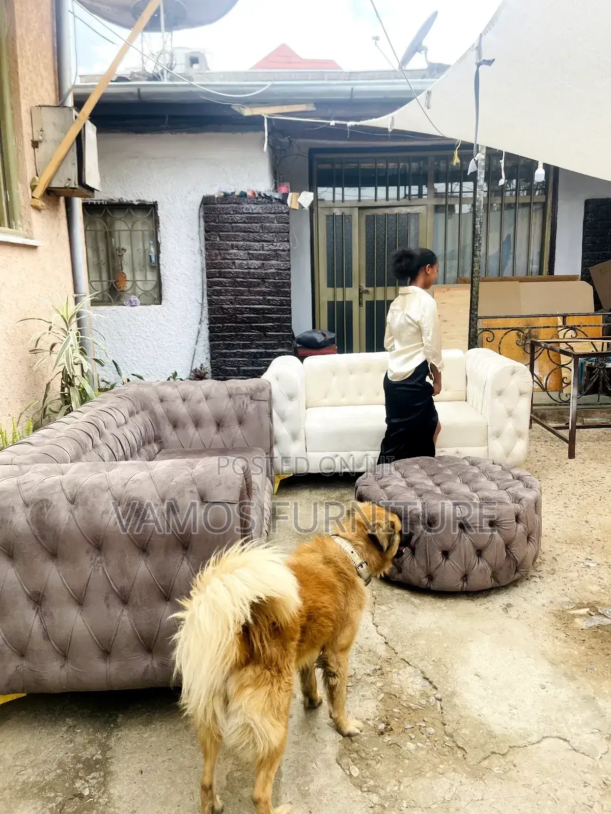 ያለቀ ሶፋ Sofa