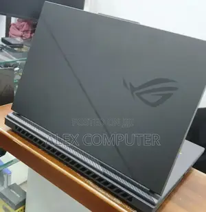New Laptop Asus ROG Strix G15 32GB Intel Core I9 SSD 1T