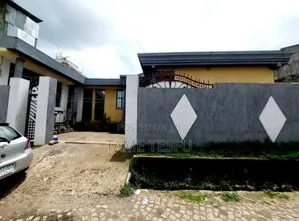3bdrm House in Kotobe Best Location, Yeka for sale