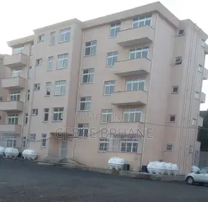 3bdrm Apartment in Apartment, Yeka for rent