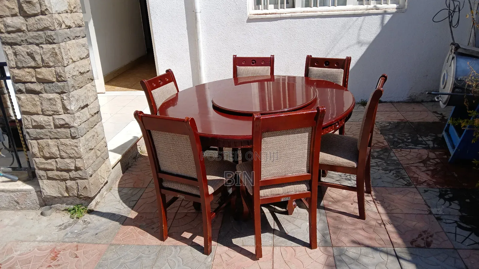 Round Dining Table