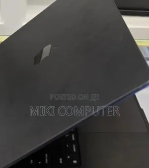 New Laptop Apple MacBook Pro 2023 M3 Max 16-Inch 16GB Intel SSD 512GB