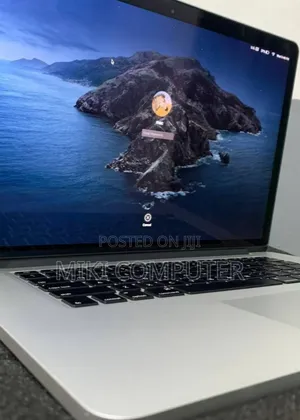 New Laptop Apple MacBook Pro 2013 8GB Intel Core I7 SSD 256GB