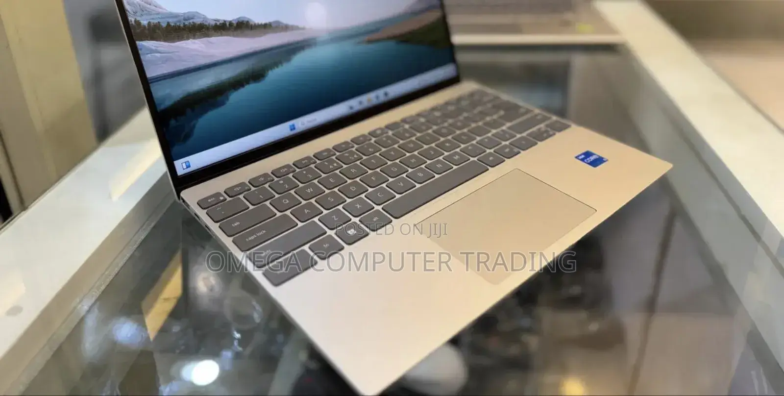 New Laptop Dell Inspiron 15 16GB Intel Core i5 SSD 512GB