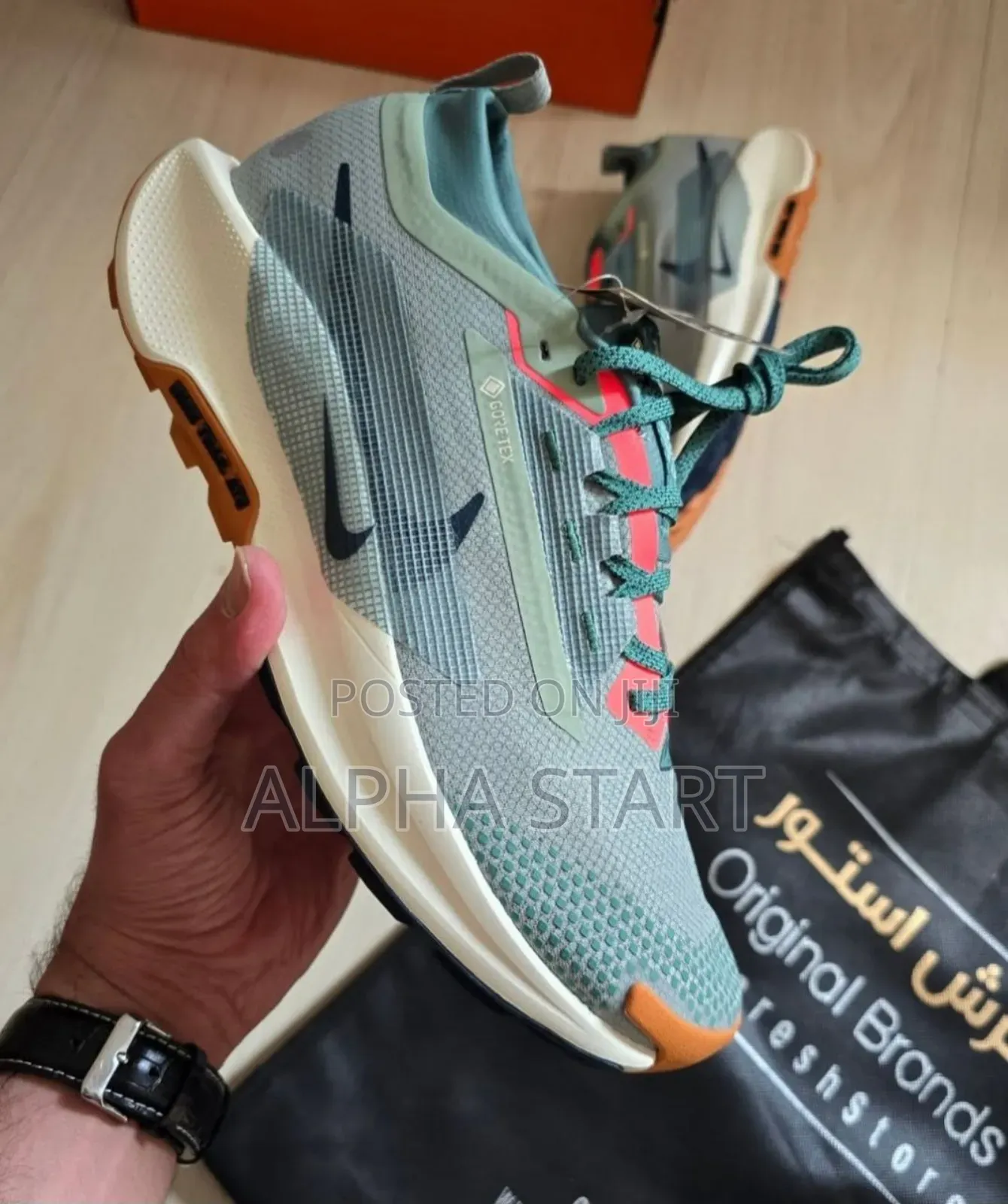 Nike Trial 5 GTX Water Proof 
 Made in Vietnam