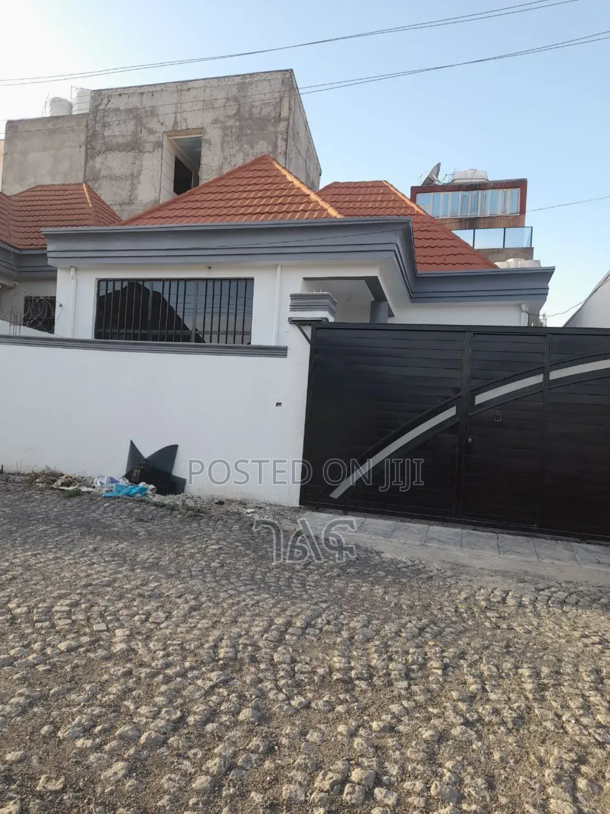 3bdrm Villa in የግል ቅንጡ ቪላ, Bole for sale