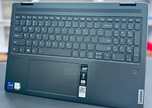 New Laptop Lenovo Yoga 7i 16GB Intel Core i7 SSD 512GB