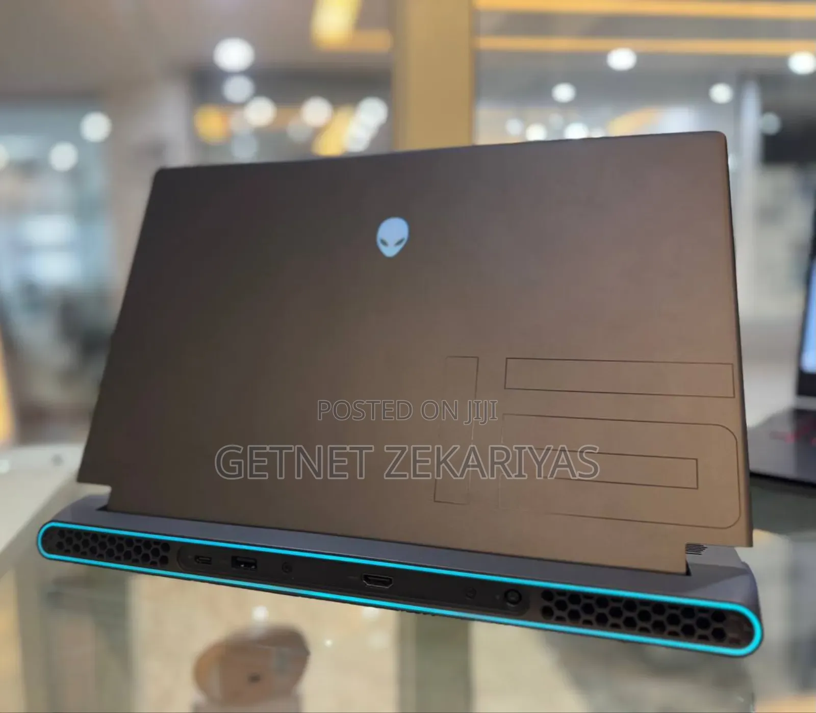 New Laptop Alienware M17x R2 16GB AMD Ryzen 7 SSD 512GB