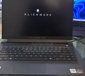 New Laptop Alienware M15 R3 16GB AMD Ryzen 7 SSD 512GB