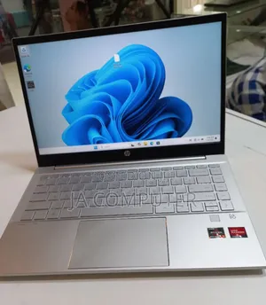 New Laptop HP Pavilion 15 8GB AMD Ryzen 5 SSD 512GB