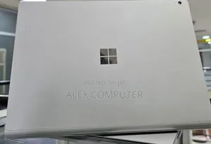 New Laptop Microsoft Surface Book 2 16GB Intel Core I7 SSD 256GB