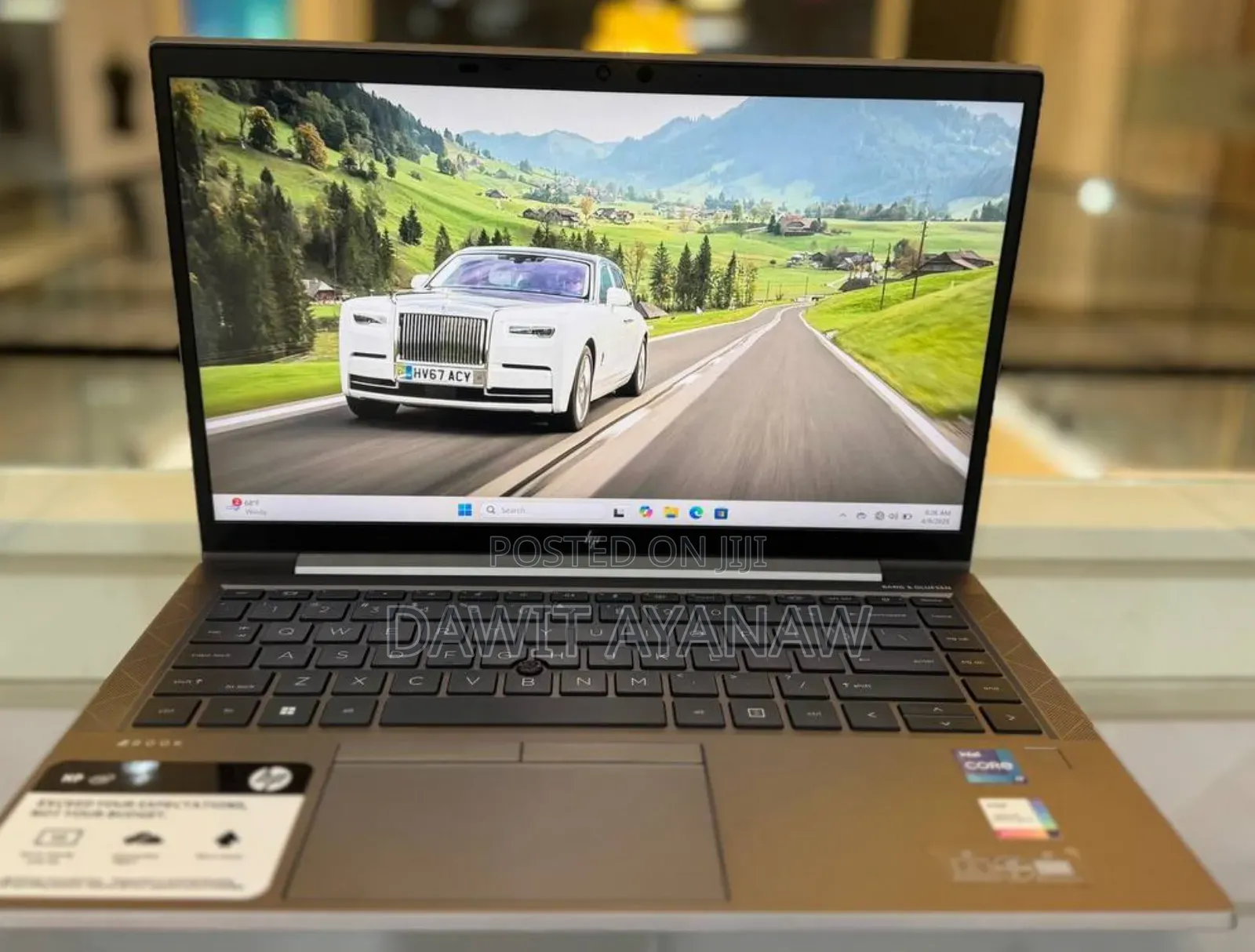 New Laptop HP ZBook Firefly G8 16GB Intel Core I7 SSD 1T