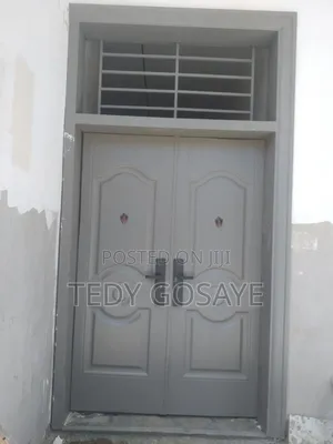 Victor Door
