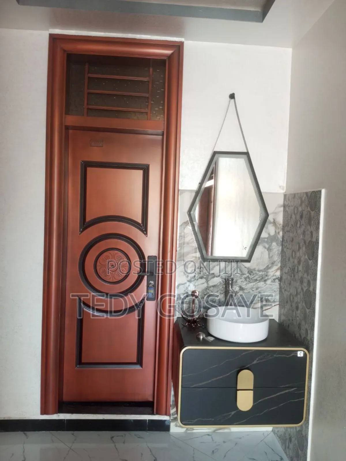 Victor Door