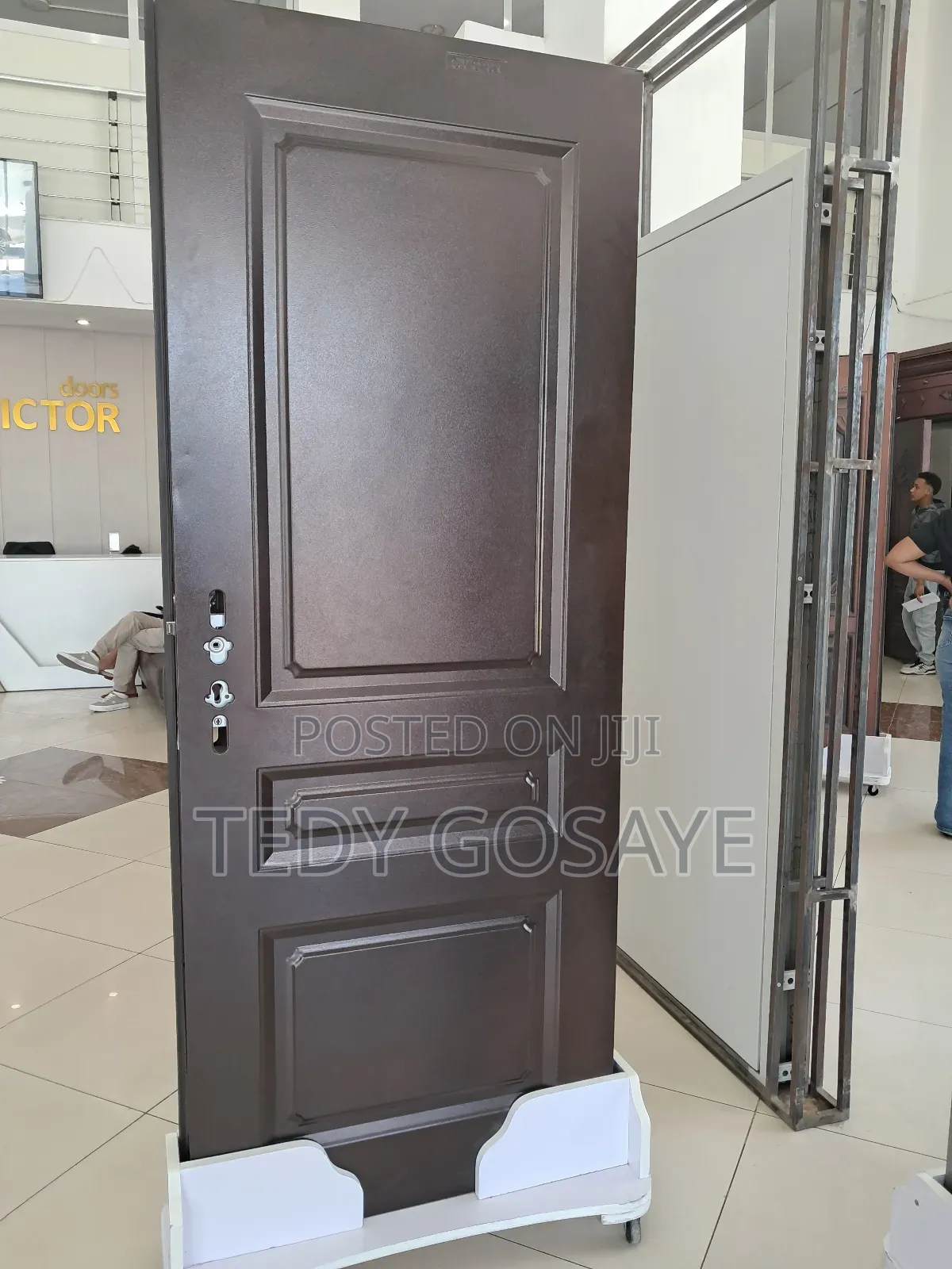 Victor Door