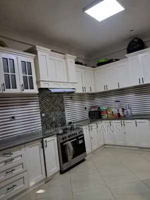 5bdrm House in G+2 House For Rent, Bole for rent