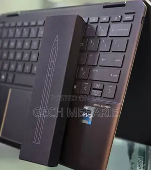 New Laptop HP Spectre X360 13 16GB Intel Core I7 SSD 1T