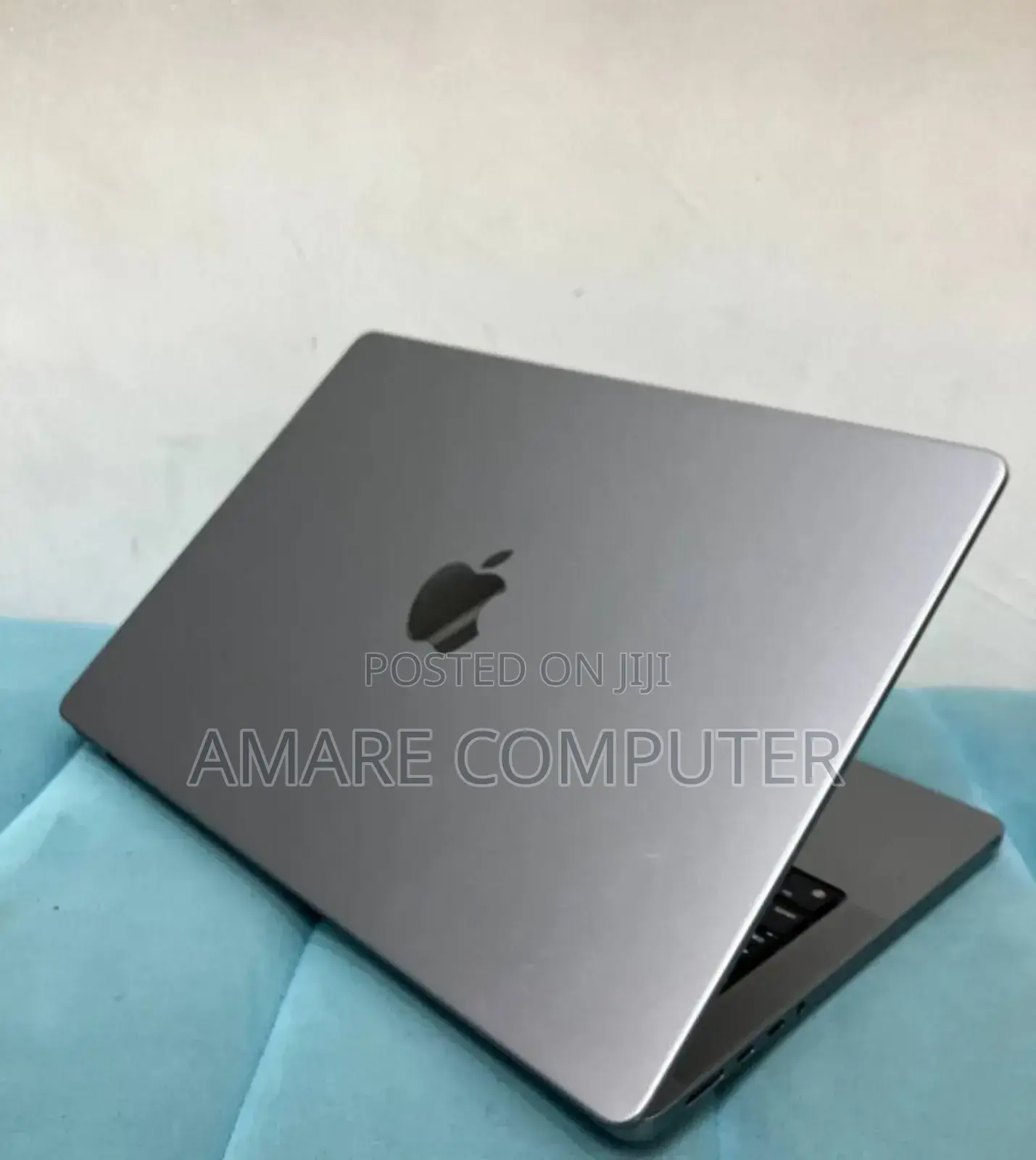 New Laptop Apple MacBook Pro M1 16GB Apple M1 Pro SSD 1T