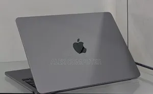 New Laptop Apple MacBook Air 2024 M3 13-Inch 16GB Apple M3 SSD 256GB