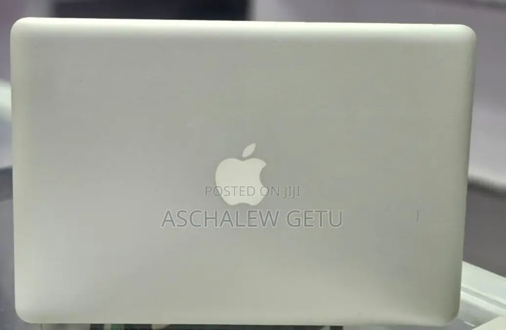 New Laptop Apple MacBook Pro 4GB Intel Core I5 SSD 128GB