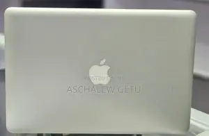 New Laptop Apple MacBook Pro 4GB Intel Core I5 SSD 128GB