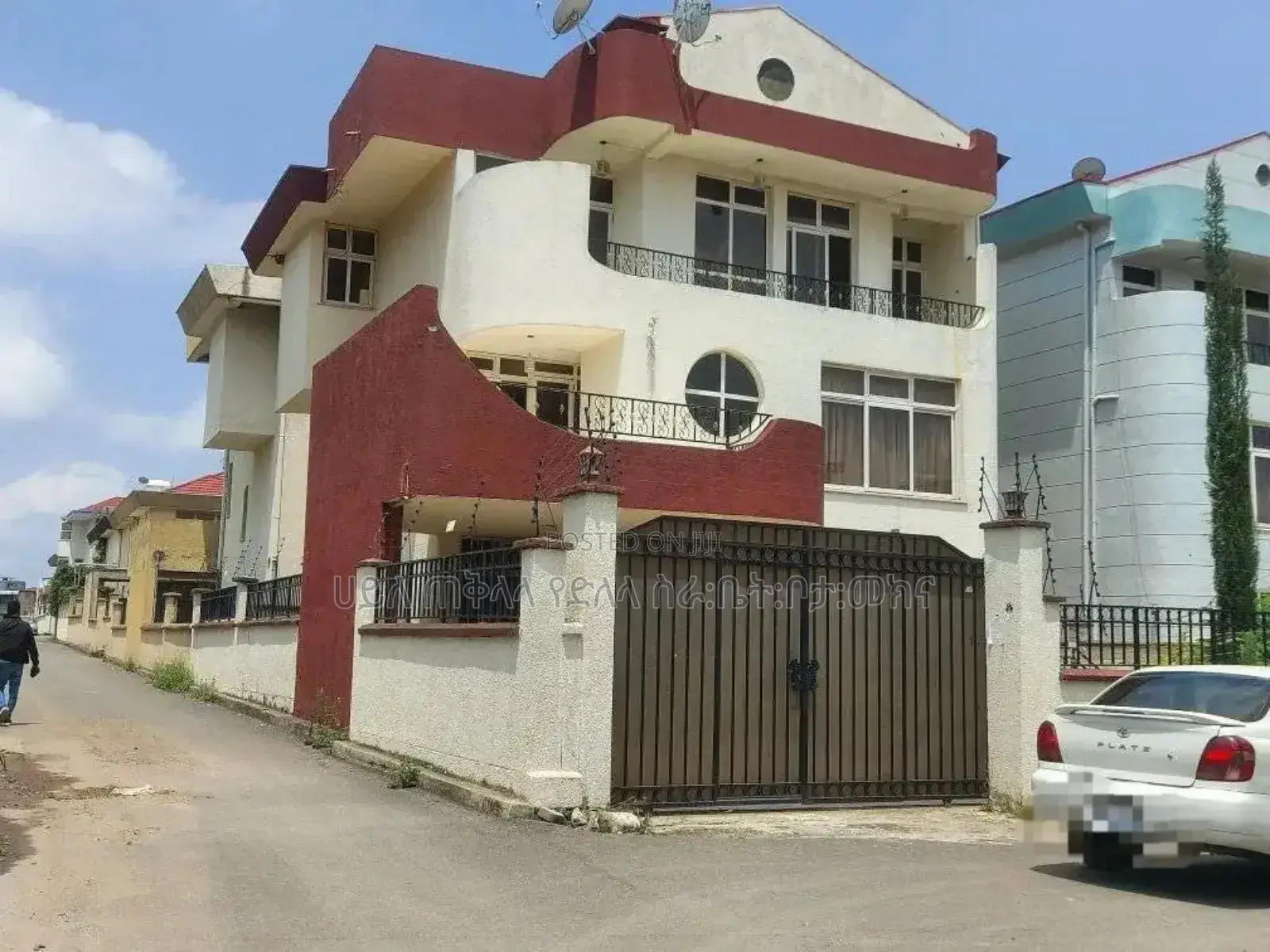 Furnished 6bdrm House in Area, Yeka for sale
