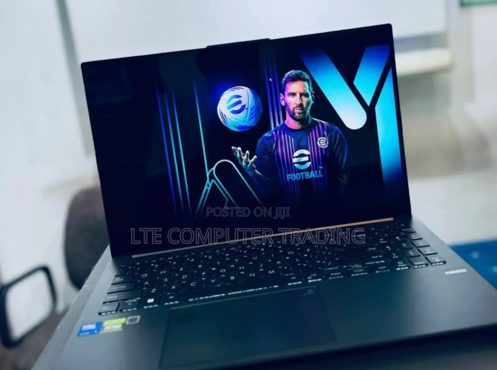 New Laptop Asus VivoBook 15 X505BA 24GB Intel Core Ultra 9 SSD 2T