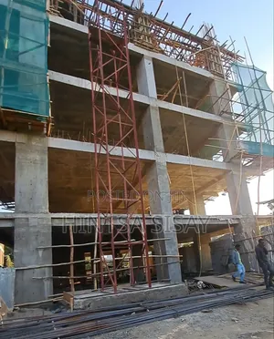 3bdrm Apartment in ቴምር, Arada for sale