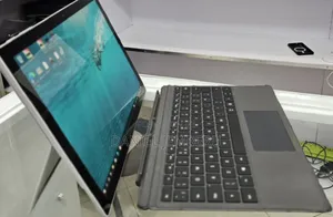 New Laptop Microsoft Surface Pro 7 16GB Intel Core I7 SSD 256GB