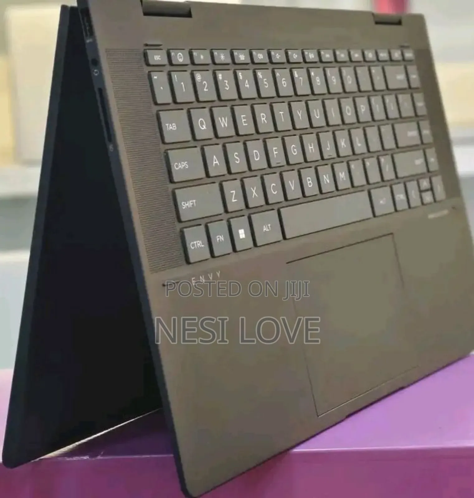 New Laptop HP Envy X360 8GB AMD Ryzen 5 SSD 512GB