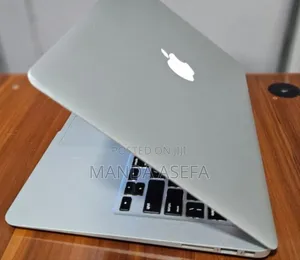 New Laptop Apple MacBook Air 2017 8GB Intel Core I5 SSD 128GB