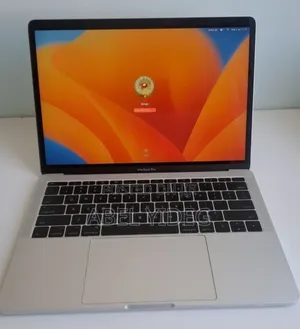 New Laptop Apple MacBook Pro 2017 8GB Intel Core I5 SSD 128GB