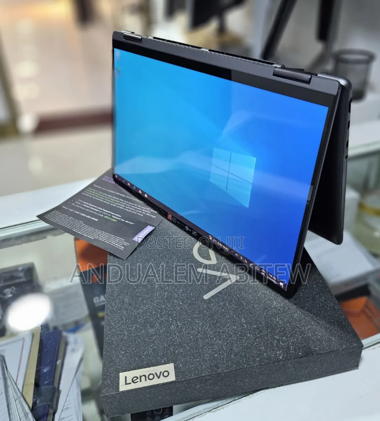 New Laptop Lenovo Yoga 7i 8GB Intel Core I5 SSD 512GB