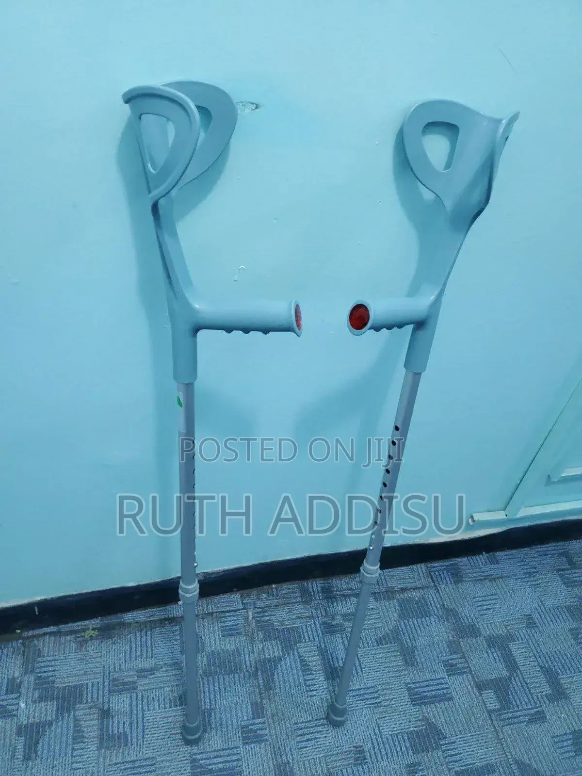 Crutches33crutches90crutches88crutches81crutches21crutches