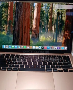 New Laptop Apple MacBook Air 2020 M1 8GB Apple M1 SSD 256GB