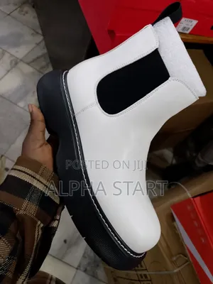 Chelise Boots White Smooth for You