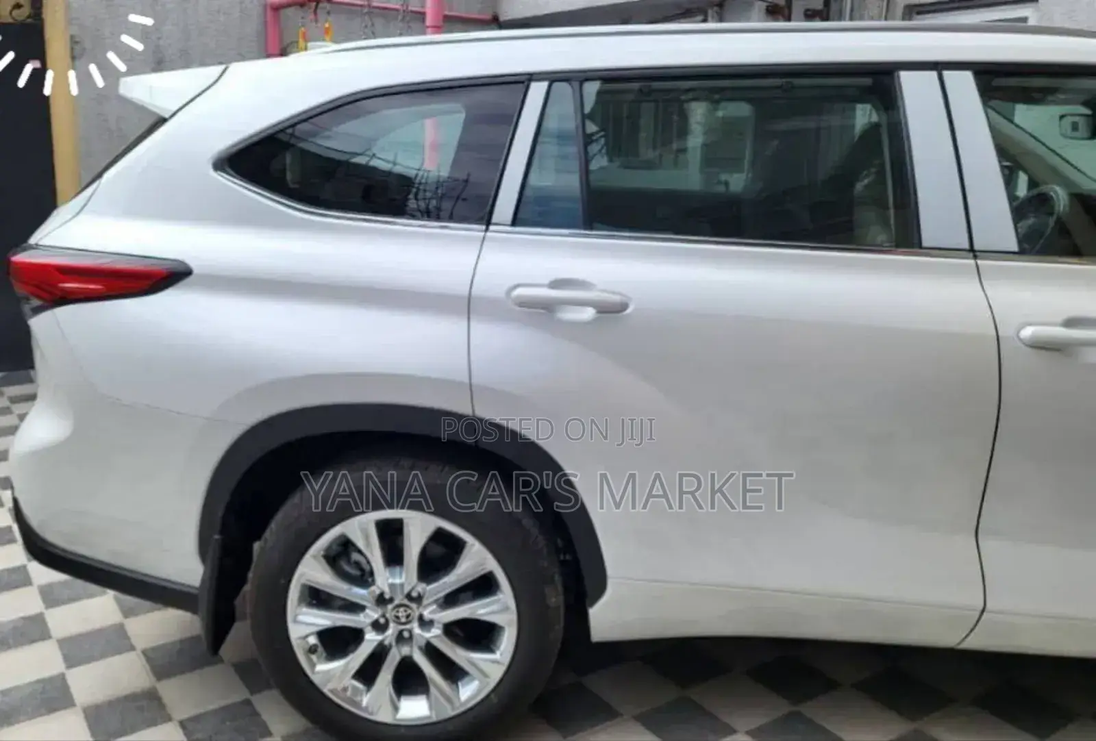 Toyota Highlander Hybrid 2024 White