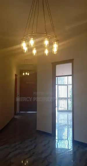 Furnished 6bdrm Villa in Bole for sale