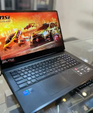 New Laptop MSI GP75 Leopard 16GB Intel Core I7 SSD 512GB