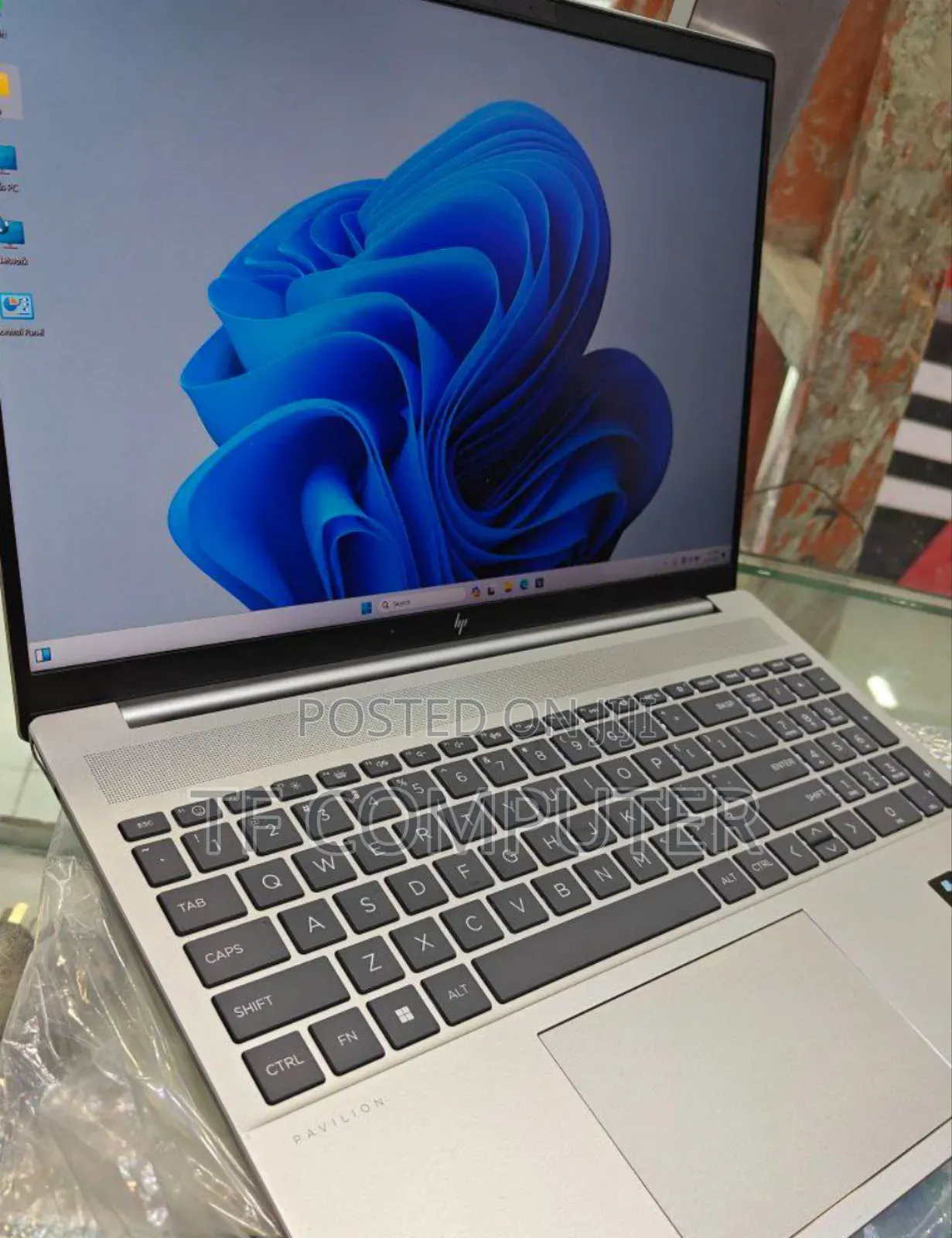 New Laptop HP Pavilion 15 16GB Intel Core I5 SSD 1T