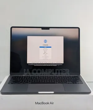 New Laptop Apple MacBook Air 2024 M3 13-Inch 16GB Apple M3 SSD 256GB