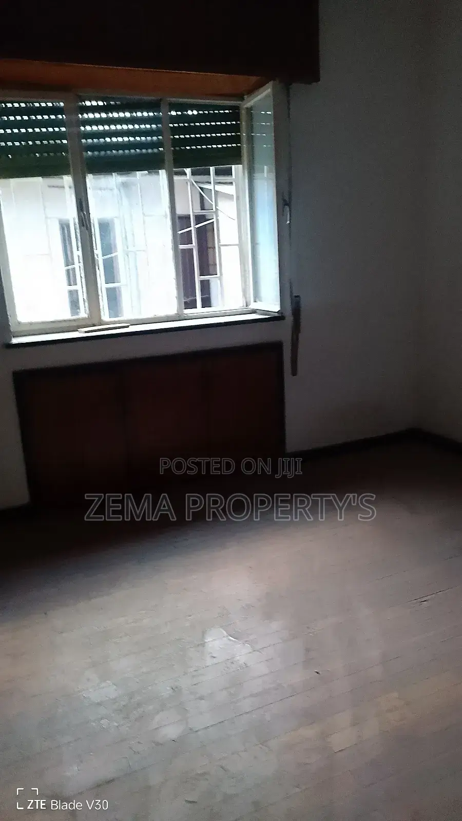 15bdrm Villa in 22 Around Axum Hotel, Bole for rent