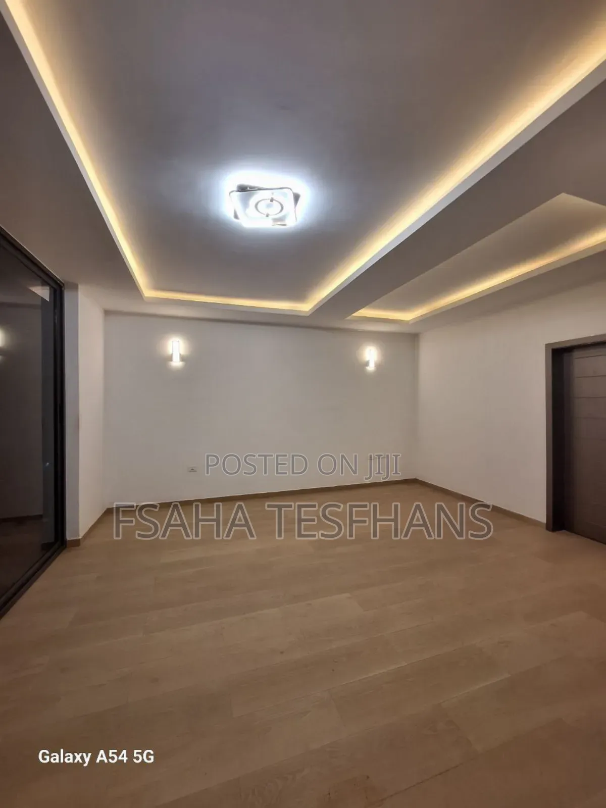 5bdrm Villa in House, Yeka for rent