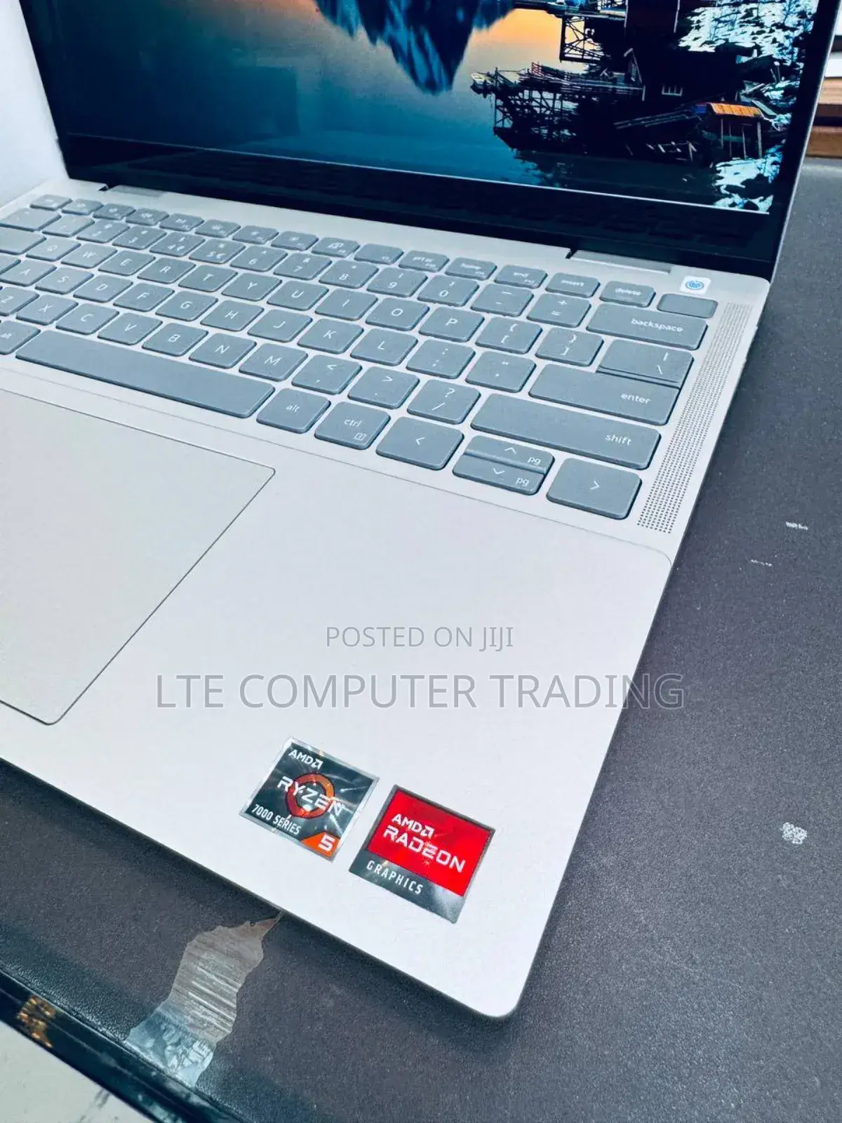 New Laptop Dell Inspiron 15 16GB AMD Ryzen 5 SSD 512GB